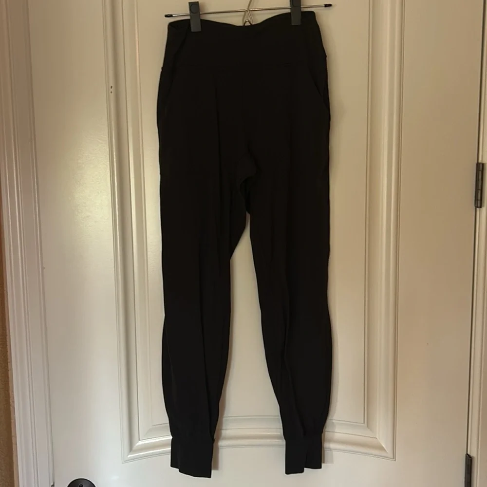 Lululemon Align Jogger 28″ • Black • Size 6 - Picture 7 of 9